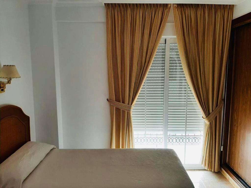 Apartamentos Balcon De Carabeo เนร์คา ภายนอก รูปภาพ